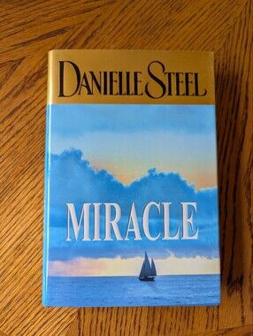 Danielle Steel - Miracle hardcover Book - like New.